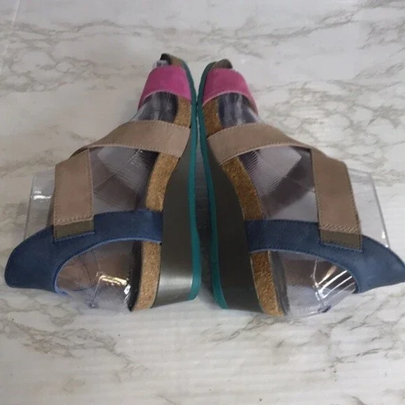 Naot womens leather cross strap pink plum nubuck wedge sandals size 5.5 - Picture 9 of 12